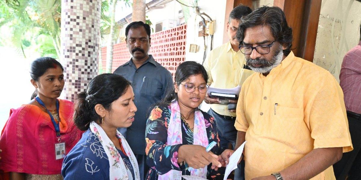 समस्याओं का निदान तुरंत करे अधिकारी: मुख्यमंत्री 1 hemant-soren-1
