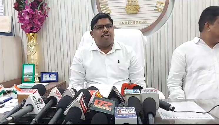 जमशेदपुर से वन तस्कर गिरफ्तार 2 तस्कर गिरफ्तार