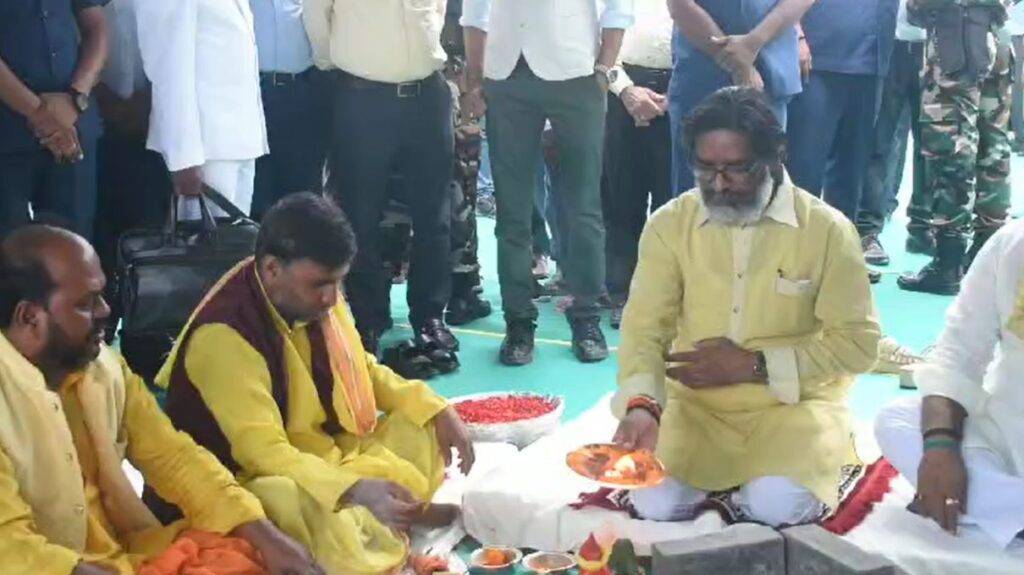 यह ट्रांसपोर्ट नगर न केवल रांची के विकास का प्रतीक बनेगा, बल्कि आने वाले समय में यहां का इलाका भी चहल-पहल से भर जाएगा 8 रोजगार के अवसर