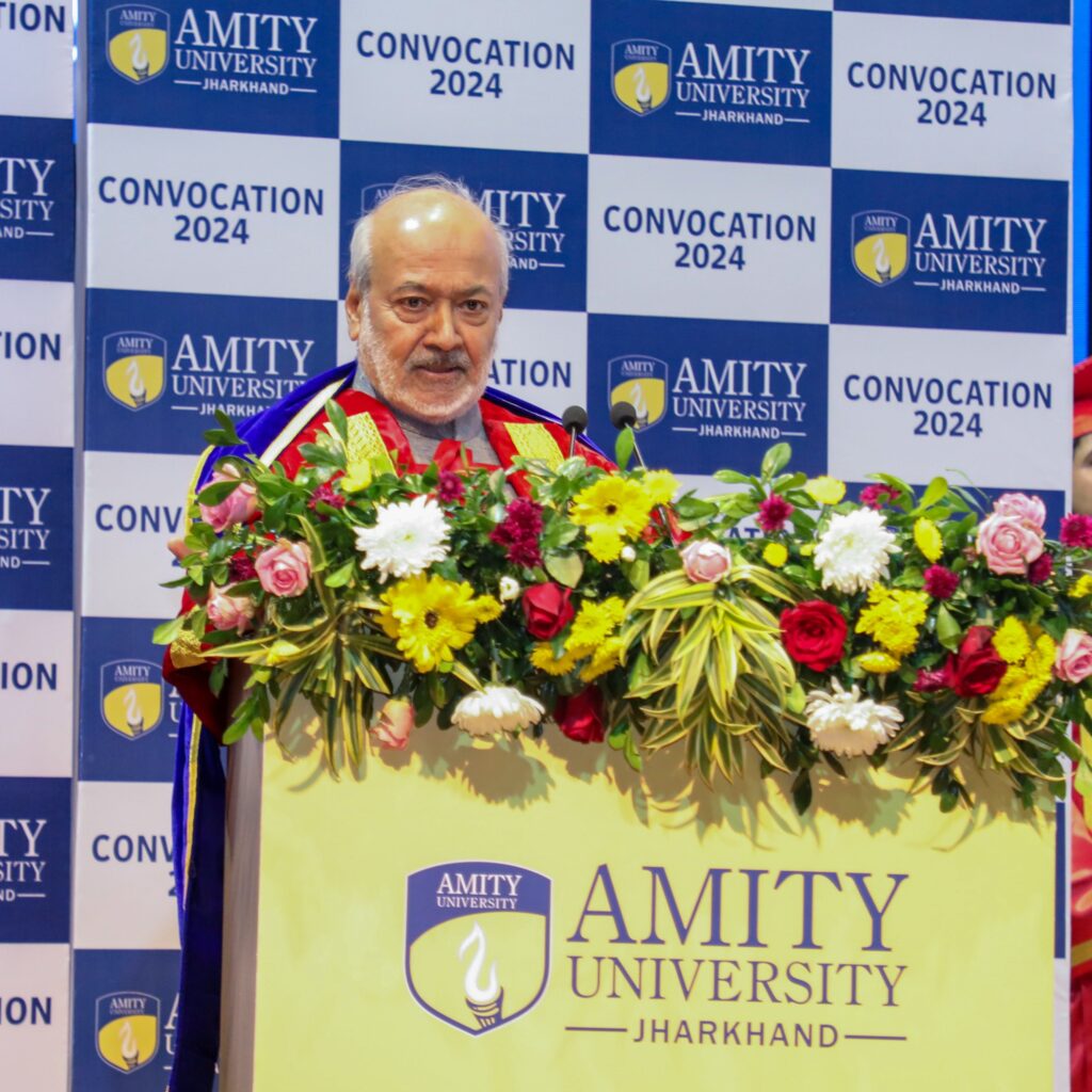 एमिटी यूनिवर्सिटी झारखंड का चौथा दीक्षांत समारोह संपन्न, 420 छात्रों को डिग्री प्रदान 2 WhatsApp Image 2024 12 18 at 3.54.11 PM