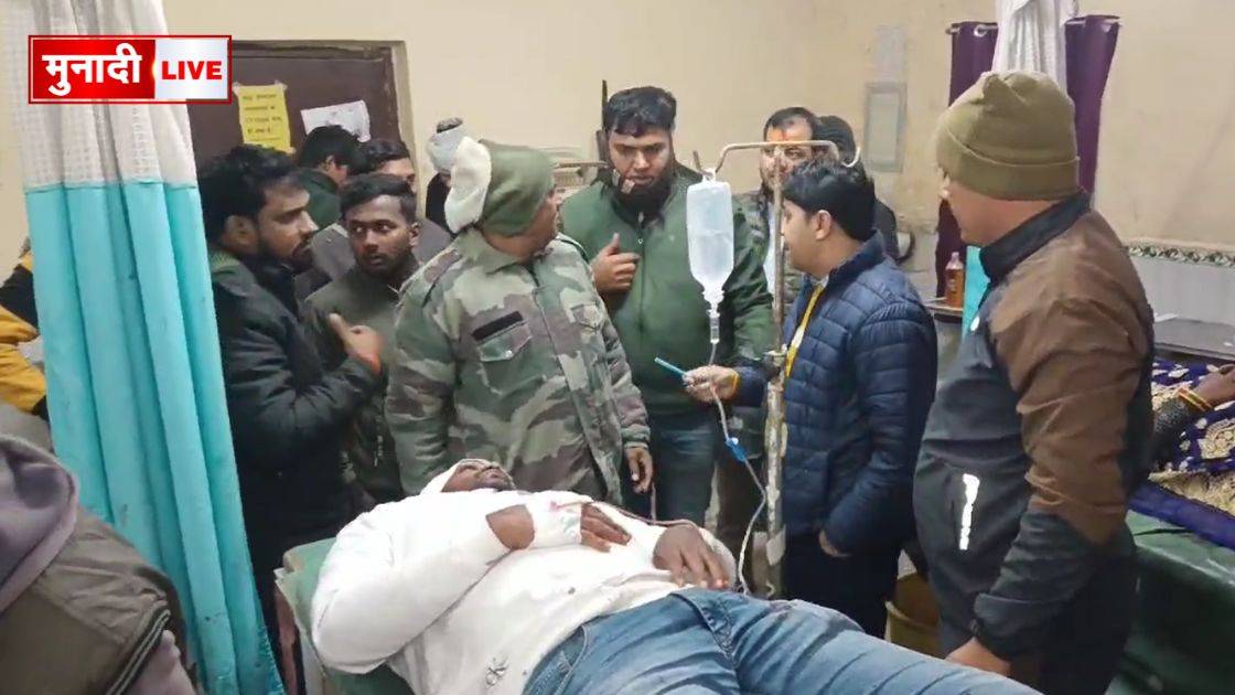 बेखौफ बदमाशों ने दुकान में घुसकर की फायरिंग। दो युवक घायल। 1 गोपालगंज