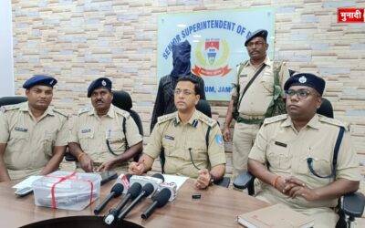 जमशेदपुर: हाता पेट्रोल पंप लूटकांड का खुलासा, मुख्य आरोपी जला फिरोज हथियार समेत गिरफ्तार हाता पेट्रोल पंप लूट