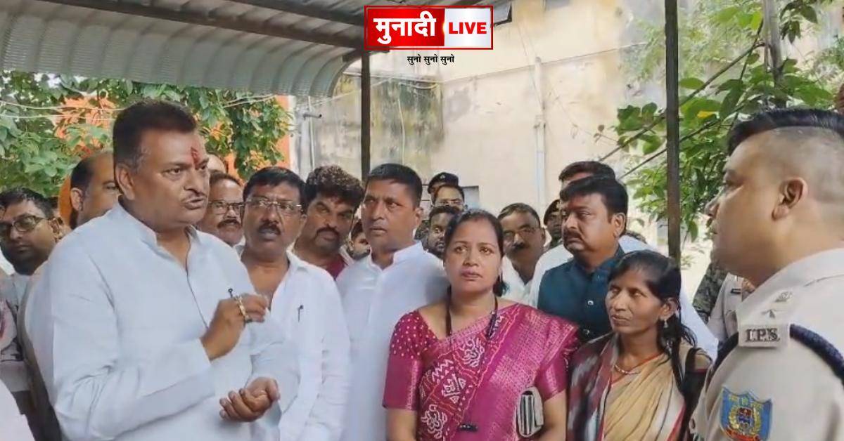 गिरफ्तारी पर गरमाई राजनीति