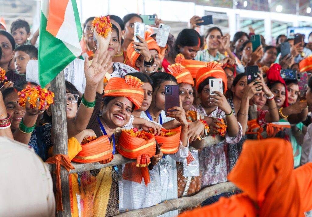 बिहार को मोदी की बड़ी सौगात: मोतिहारी से ऑपरेशन सिंदूर की याद दिलाई, बोले - माओवाद अंतिम सांसें गिन रहा है 7 GwIQaJHXQAAVahg