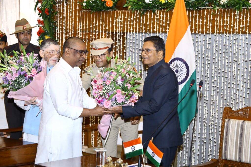 न्यायमूर्ति नवनीत कुमार बने झारखंड विद्युत नियामक आयोग के अध्यक्ष, राज्यपाल ने दिलाई शपथ 7 WhatsApp Image 2025 08 26 at 12.13.10 2
