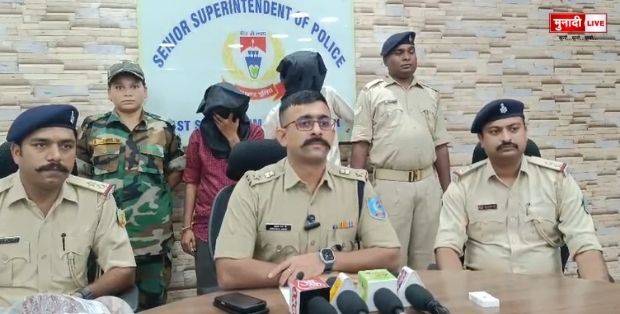 धालभूमगढ़ पुलिस ने हनुमान वाटिका मंदिर चोरी का खुलासा, दो युवक और एक महिला गिरफ्तार 1 मंदिर चोरी