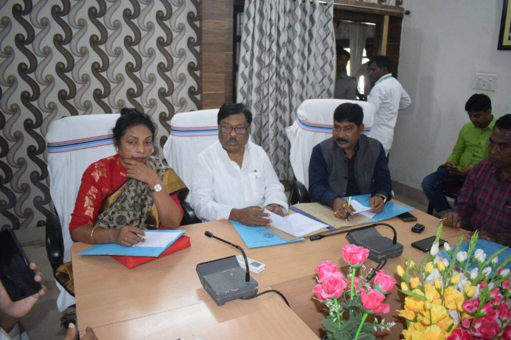 WhatsApp Image 2025 10 11 at 19.23.40