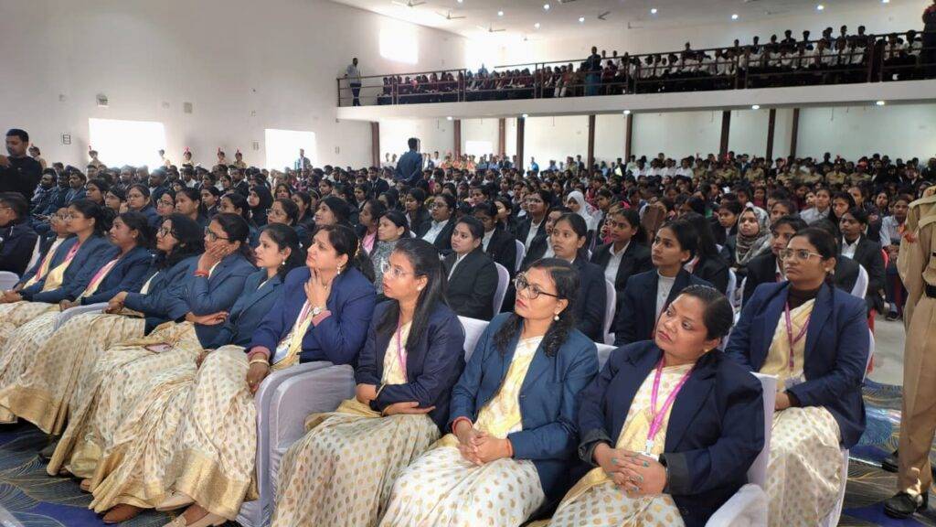 WhatsApp Image 2025 12 03 at 16.12.41