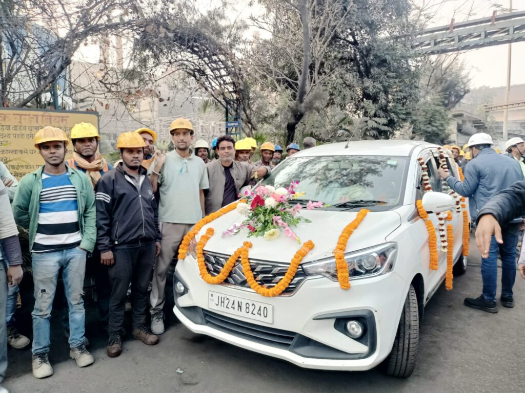 बिहार फाउंड्री एंड कास्टिंग्स लिमिटेड में 11 कर्मचारियों के सेवानिवृत्त होने पर सम्मान समारोह आयोजित 9 WhatsApp Image 2026 02 01 at 17.39.49