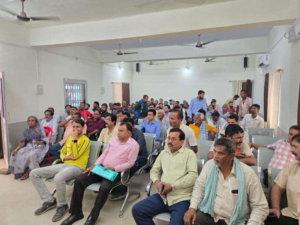 अदाणी पावर प्लांट रेल कॉरिडोर व सड़क परियोजना पर पीरपैंती में SIA जनसुनवाई 15 WhatsApp Image 2026 03 11 at 16.47.33