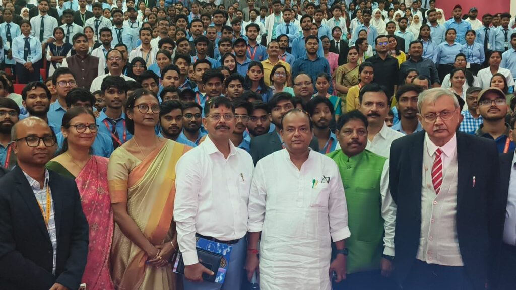 RKDF यूनिवर्सिटी रांची में “फार्मा अन्वेषण झारखंड 2026” का भव्य आयोजन 30 WhatsApp Image 2026 03 16 at 16.27.40