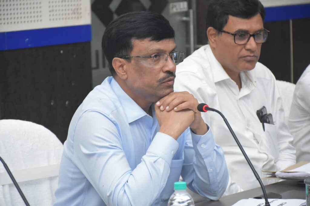 सेल अध्यक्ष ने जेजीओएम एवं ओजीओएम की खनन गतिविधियों की समीक्षा की, सुरक्षा और तकनीकी नवाचार पर दिया विशेष बल 29 WhatsApp Image 2026 06 27 at 20.41.47 1