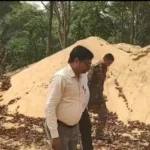 Garhwa illegal sand seizure